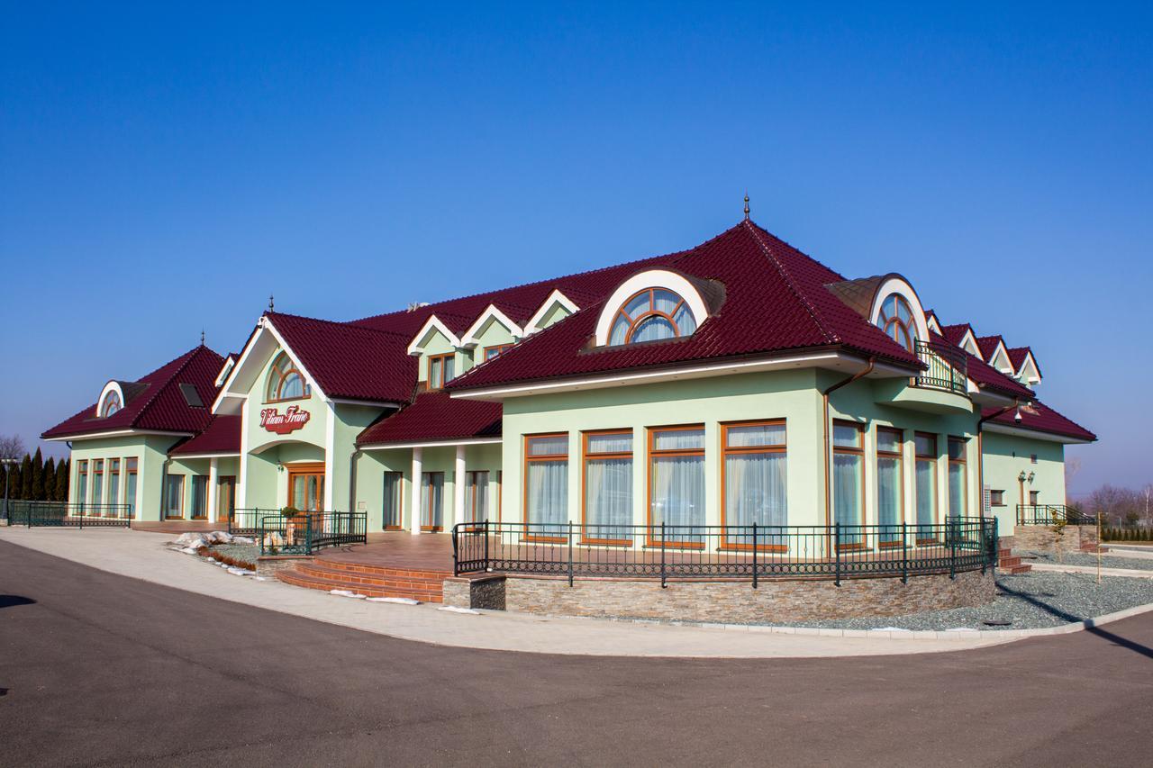Hotel Viliam Frano Nitra Ngoại thất bức ảnh