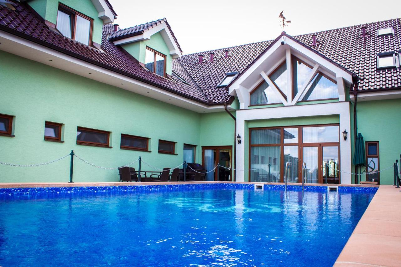 Hotel Viliam Frano Nitra Ngoại thất bức ảnh